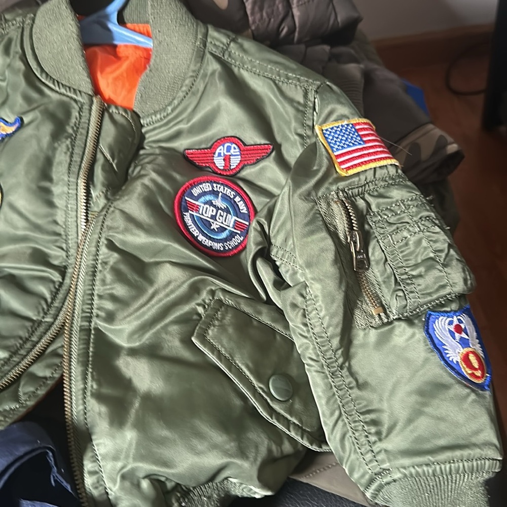Flight Jacket - Picture 3 of 4
